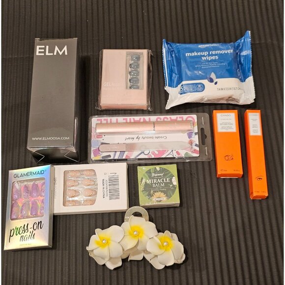 New make up skincare lot , includes everything shown - Picture 1 of 2